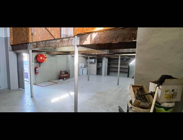 INDUSTRIAL PROPERTY TO RENT IN KOEDOESPOORT INDUSTRIAL